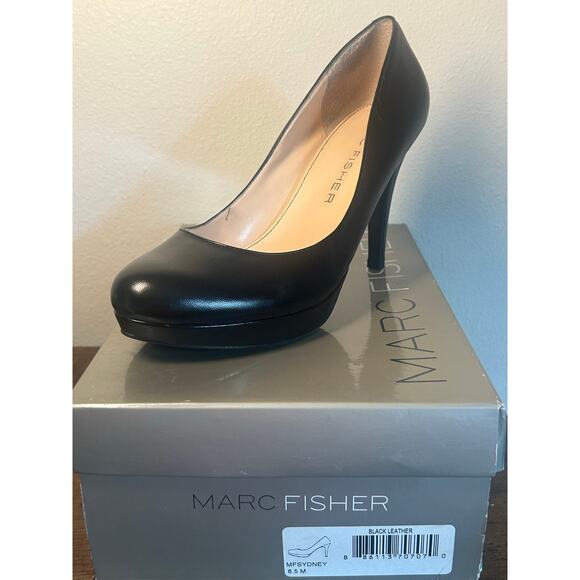 NIB Marc Fisher Sydney Almond Toe Black Pumps-Heels Woman's Size 8.5 New In Box - Picture 1 of 11
